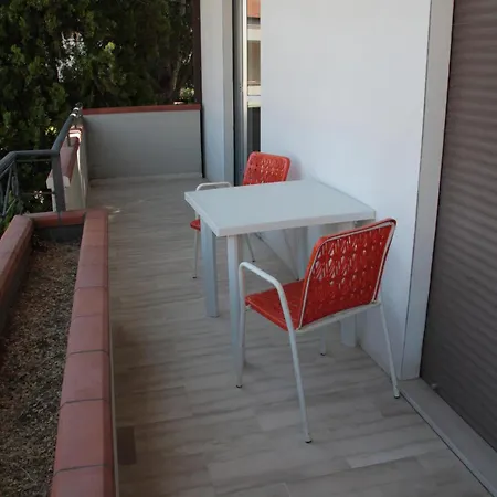 Con Bel Terrazzo Coperto A 2 Passi Dal Mare Apartman Tortoreto